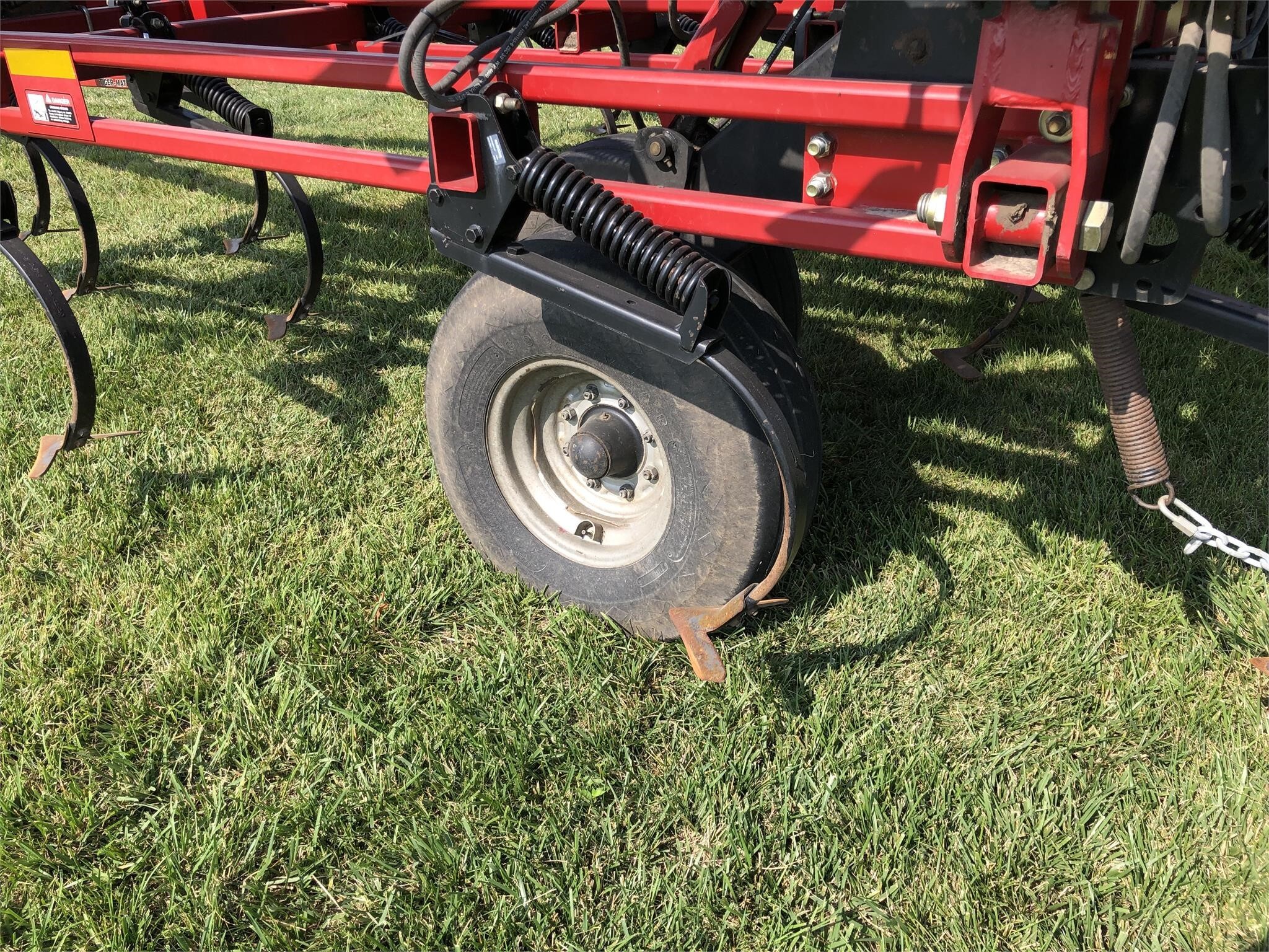 2012 Case IH Tigermate 200 Field Cultivator