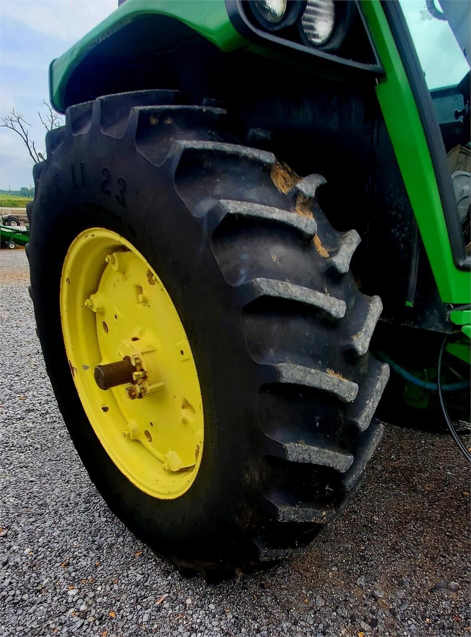 1982 John Deere 2940 Tractor