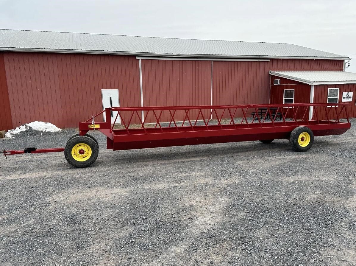 2026 Farmco CF424 Feed Wagon