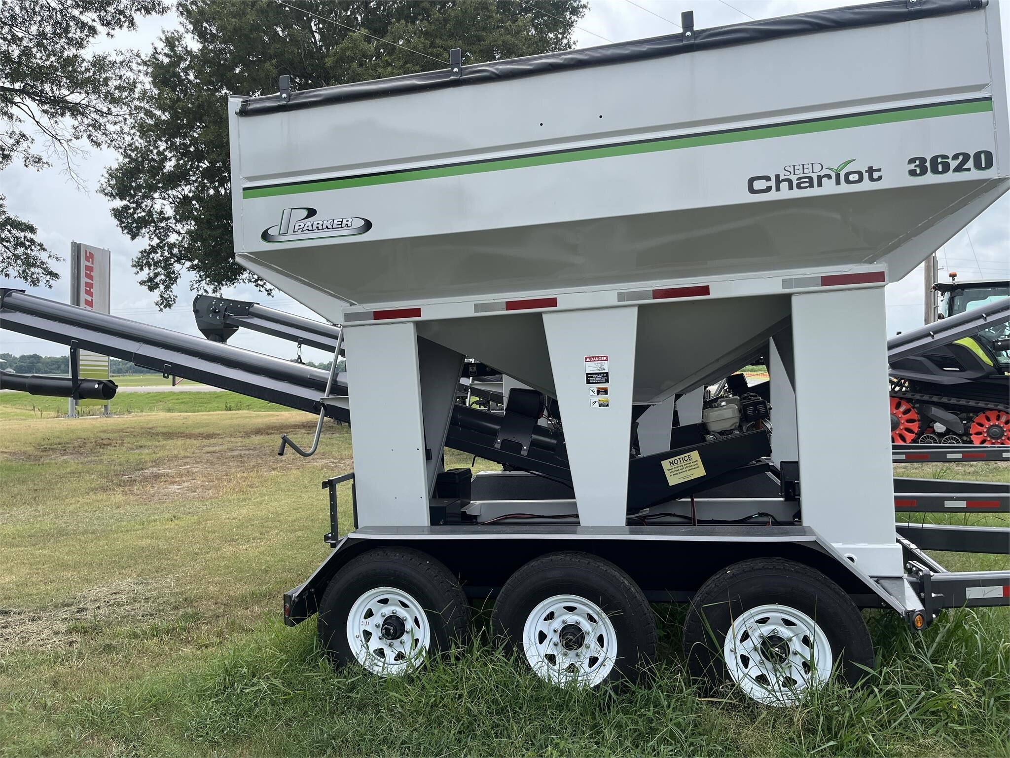 2024 Parker 3620 Seed Tender