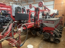 2013 Case IH 1255 Planter