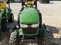 2015 John Deere 2025R Tractor