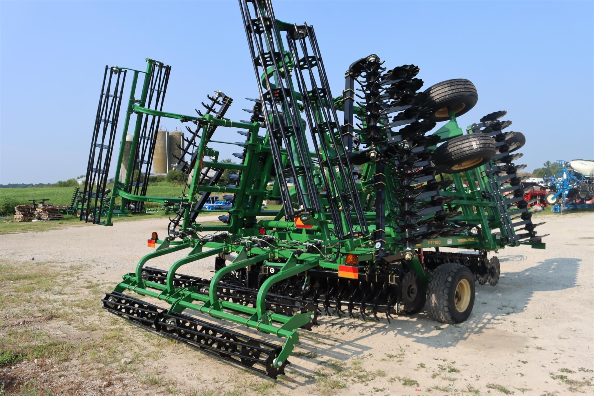  Great Plains HT1100-25 Vertical Tillage