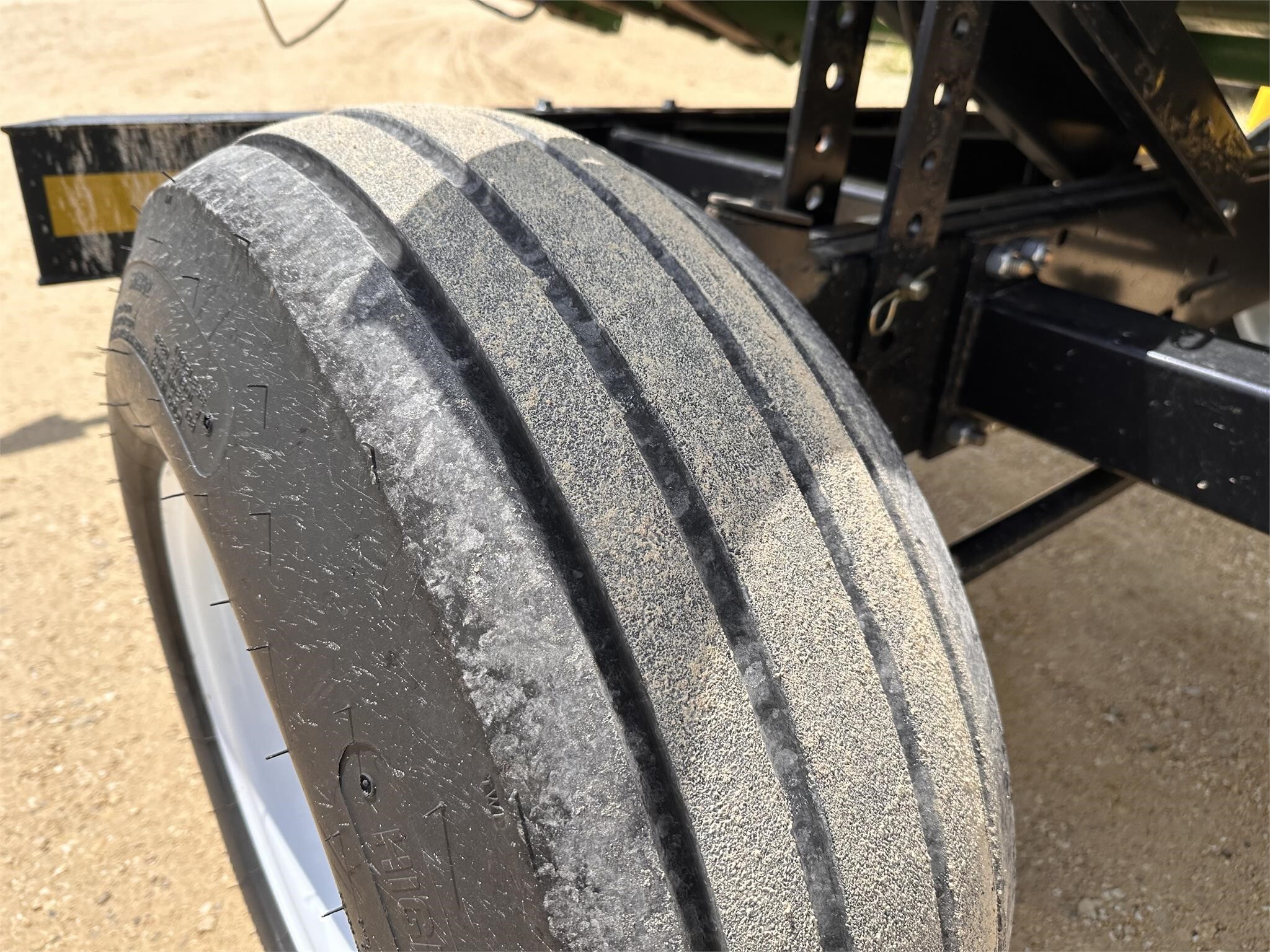 2023 Unverferth AWS36 Header Trailer