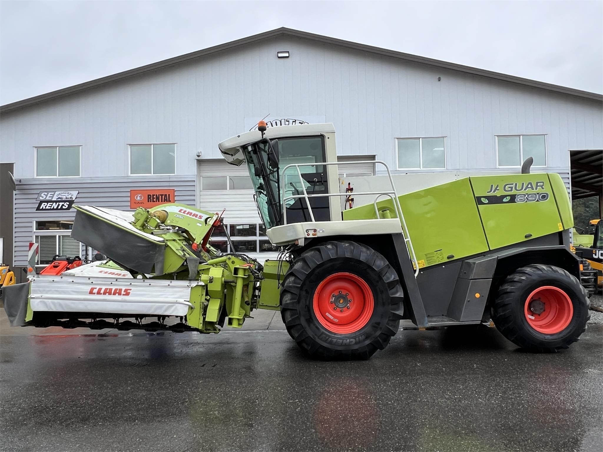 2009 Claas Jaguar 8700 Self-Propelled Windrowers and Swather
