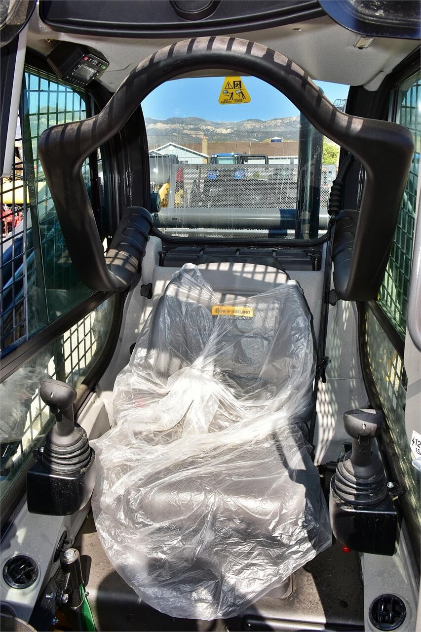 2022 New Holland L328 Skid Steer