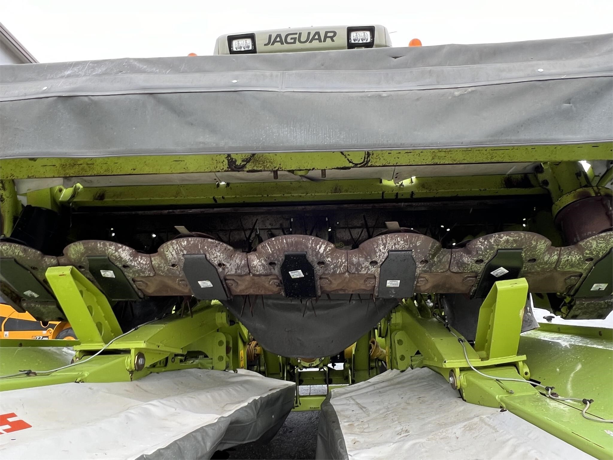 2009 Claas Jaguar 8700 Self-Propelled Windrowers and Swather