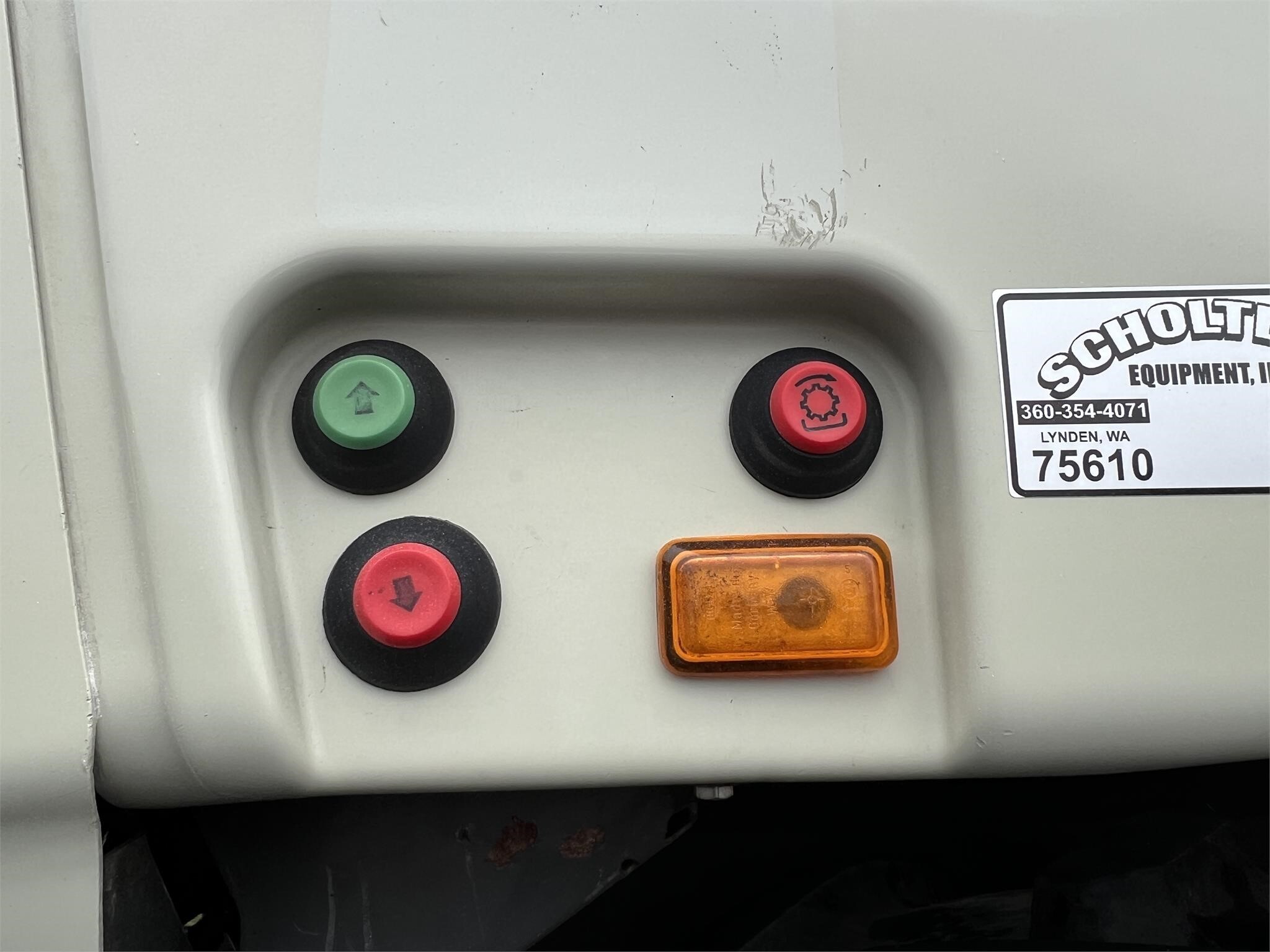 2009 Claas Jaguar 8700 Self-Propelled Windrowers and Swather