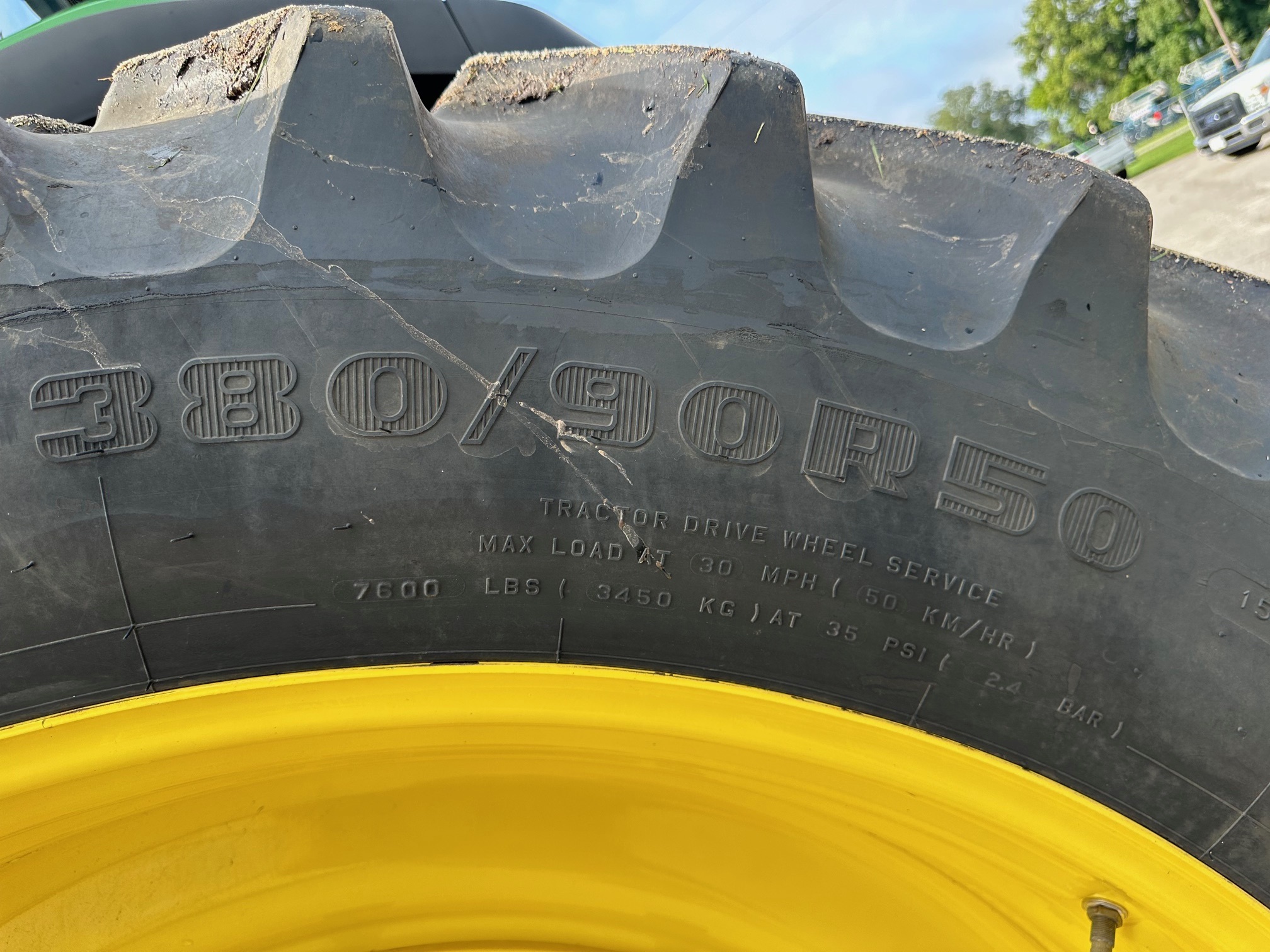 2022 John Deere 7R 210 Tractor