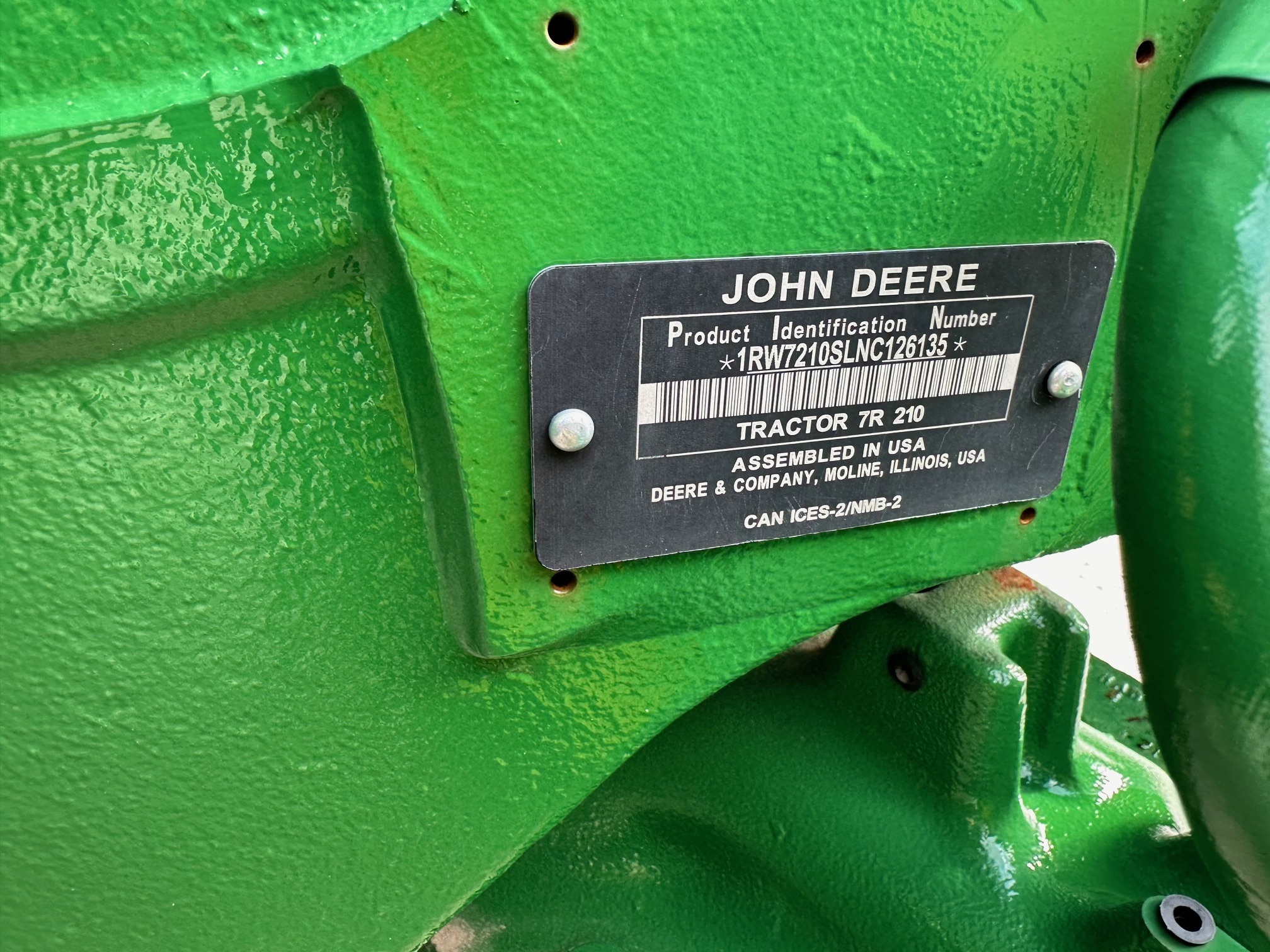 2022 John Deere 7R 210 Tractor