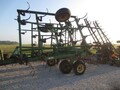 John Deere 980 Field Cultivator