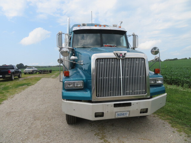 2006 Western Star Semi Truck Semi Trucks/Trailer