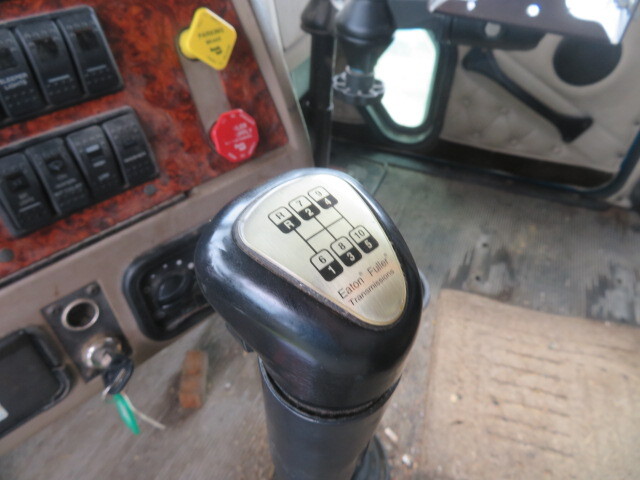 2006 Western Star Semi Truck Semi Trucks/Trailer