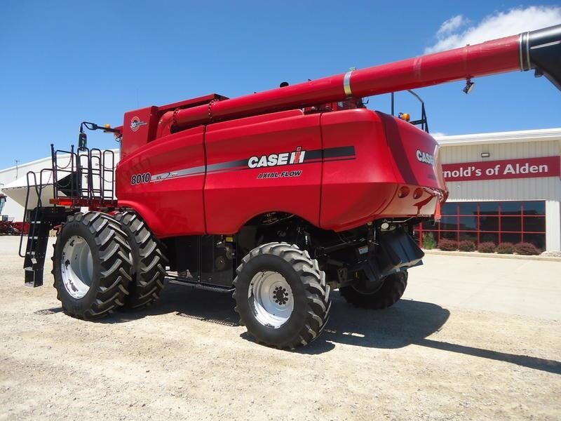2007 Case IH 8010 Combine