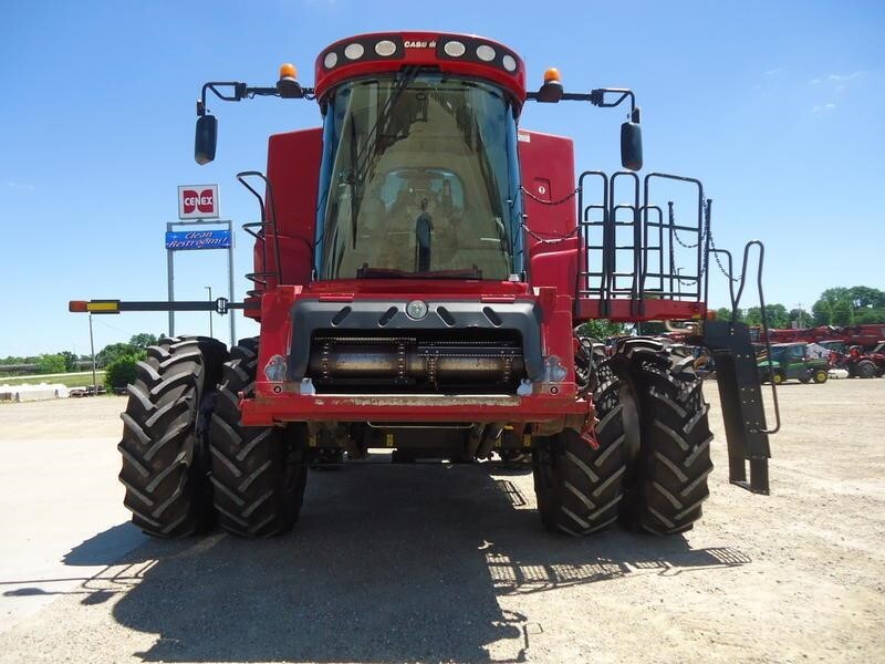 2007 Case IH 8010 Combine