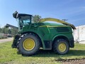 2016 John Deere 8600 Self-Propelled Forage Harvester