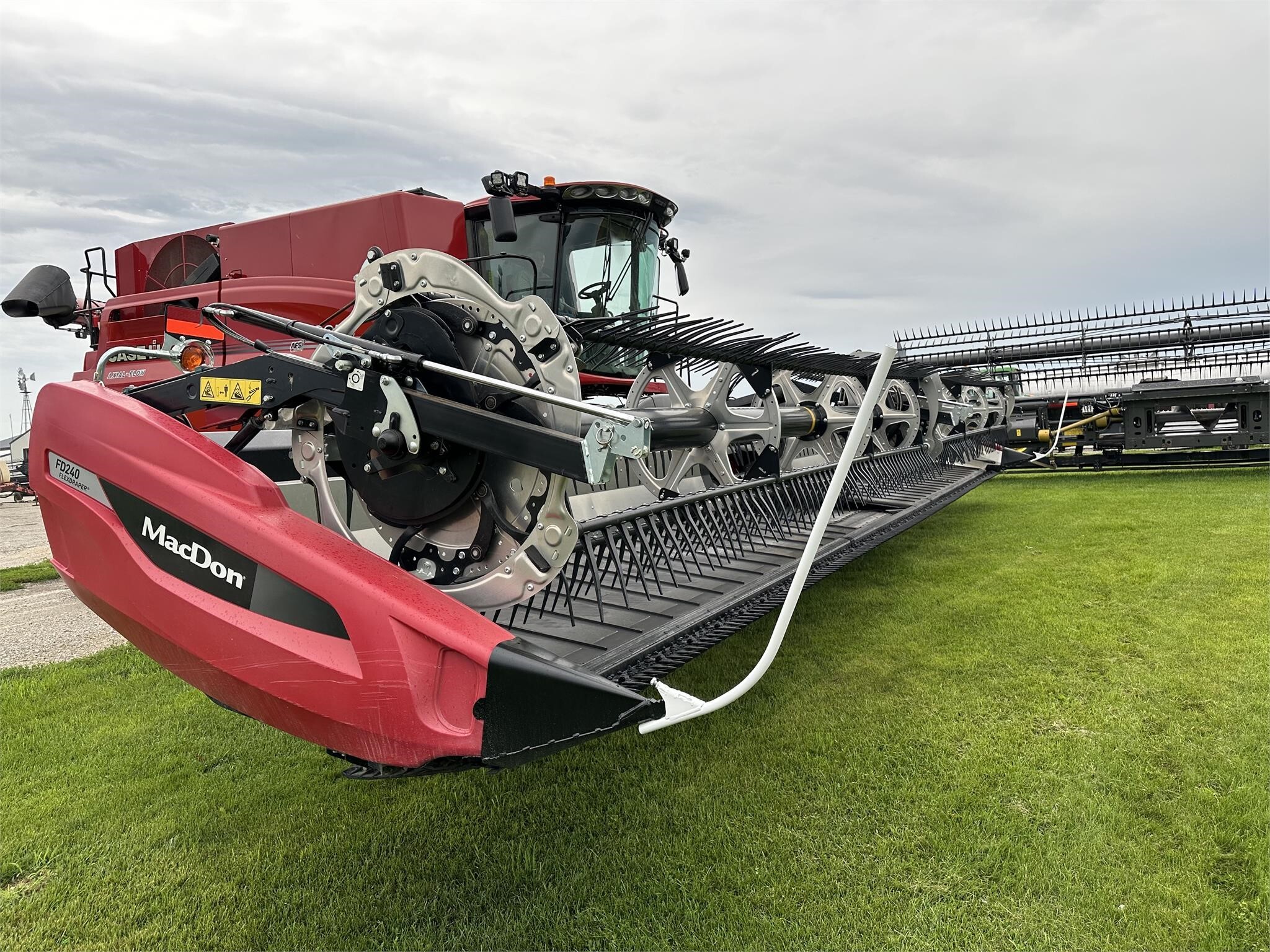 2022 MacDon FD240 Platform