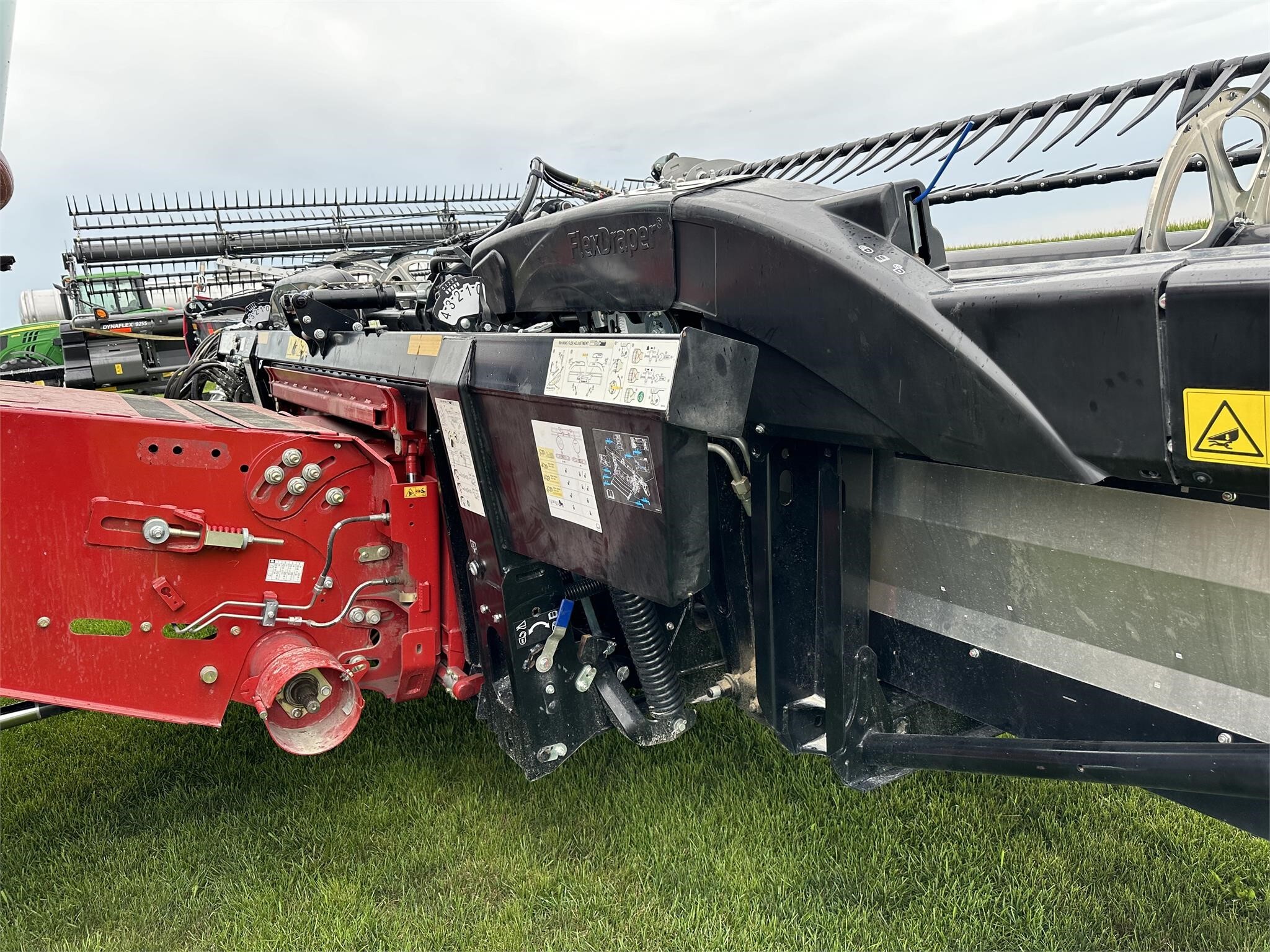 2022 MacDon FD240 Platform