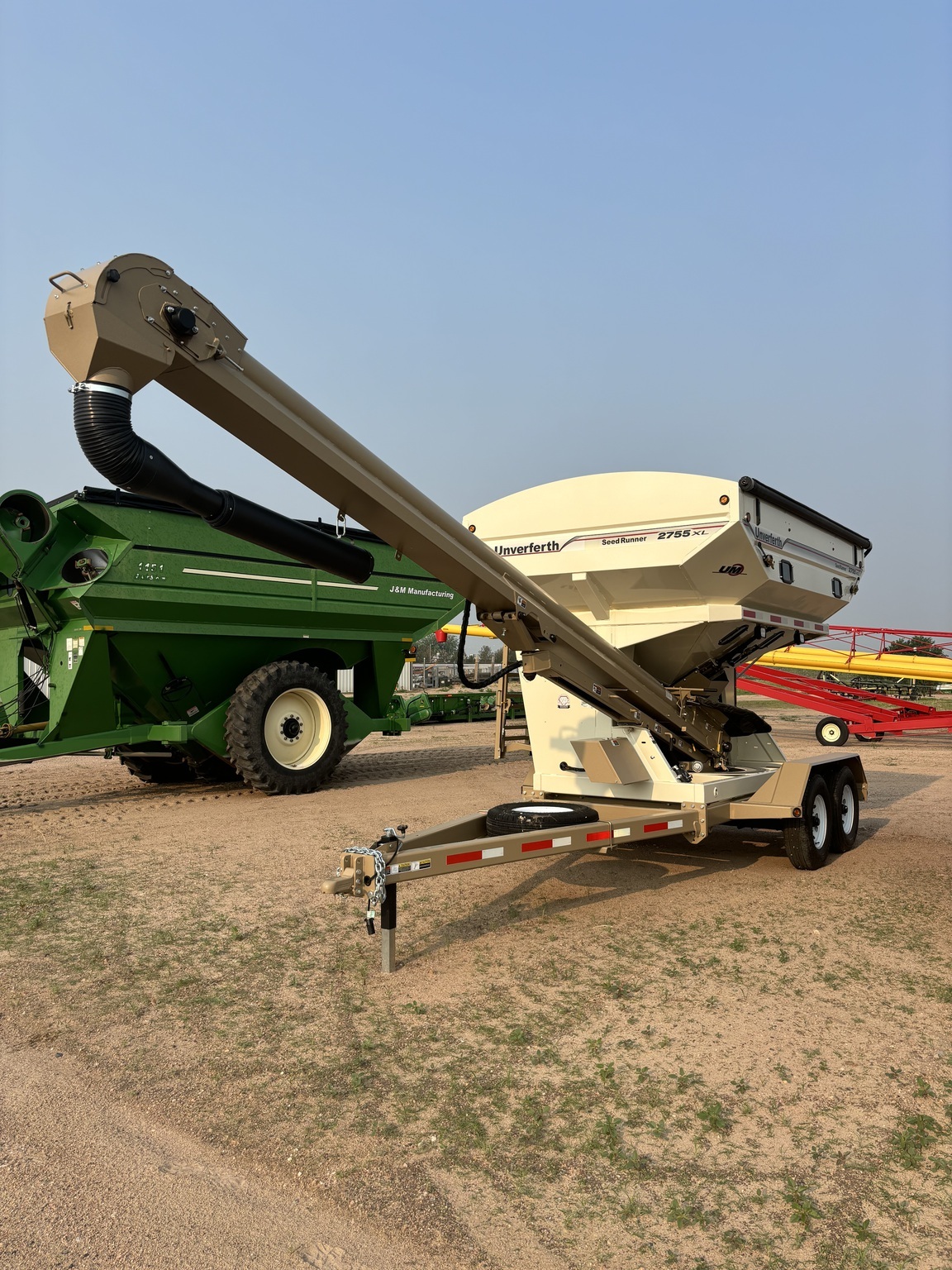 2022 Unverferth 2755XL Seed Tender