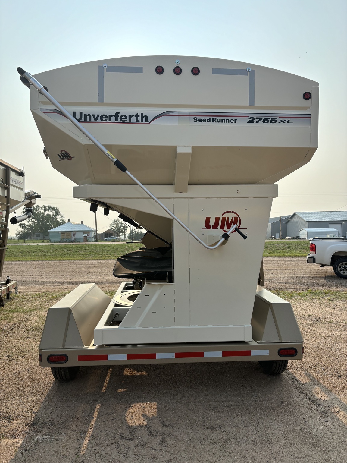 2022 Unverferth 2755XL Seed Tender