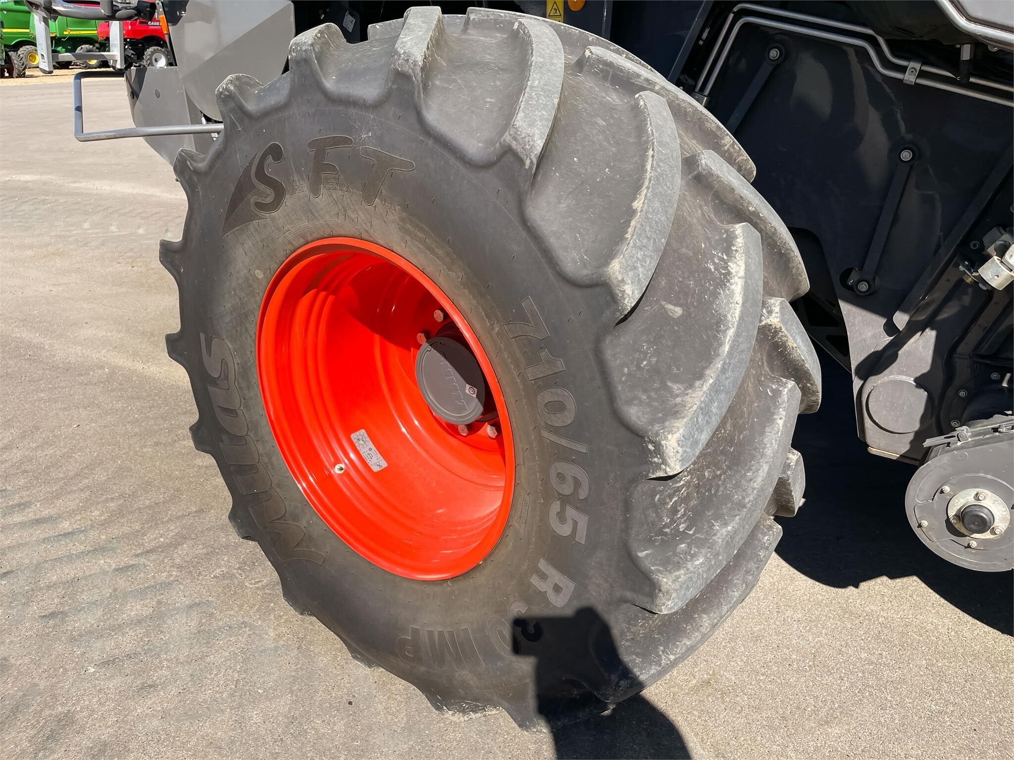 2022 Claas 8700TT Combine