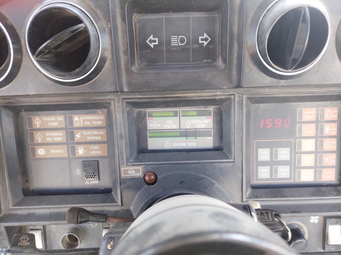 1987 Caterpillar Challenger 65 Tractor