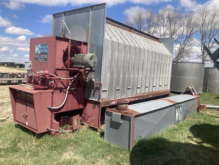  Mathews Company 690 Grain Dryer