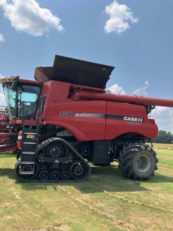 2018 Case IH 9240 Combine