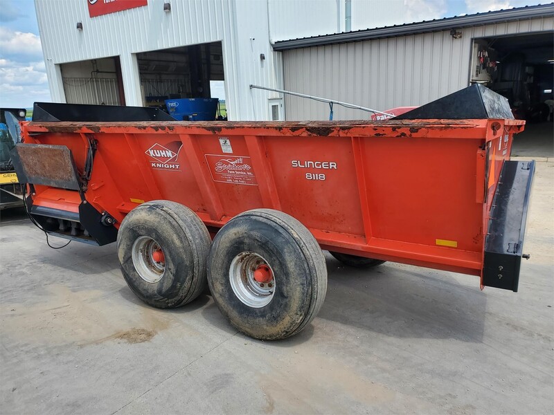 Used Kuhn Knight 8118 Manure Spreaders for Sale - 5 Listings