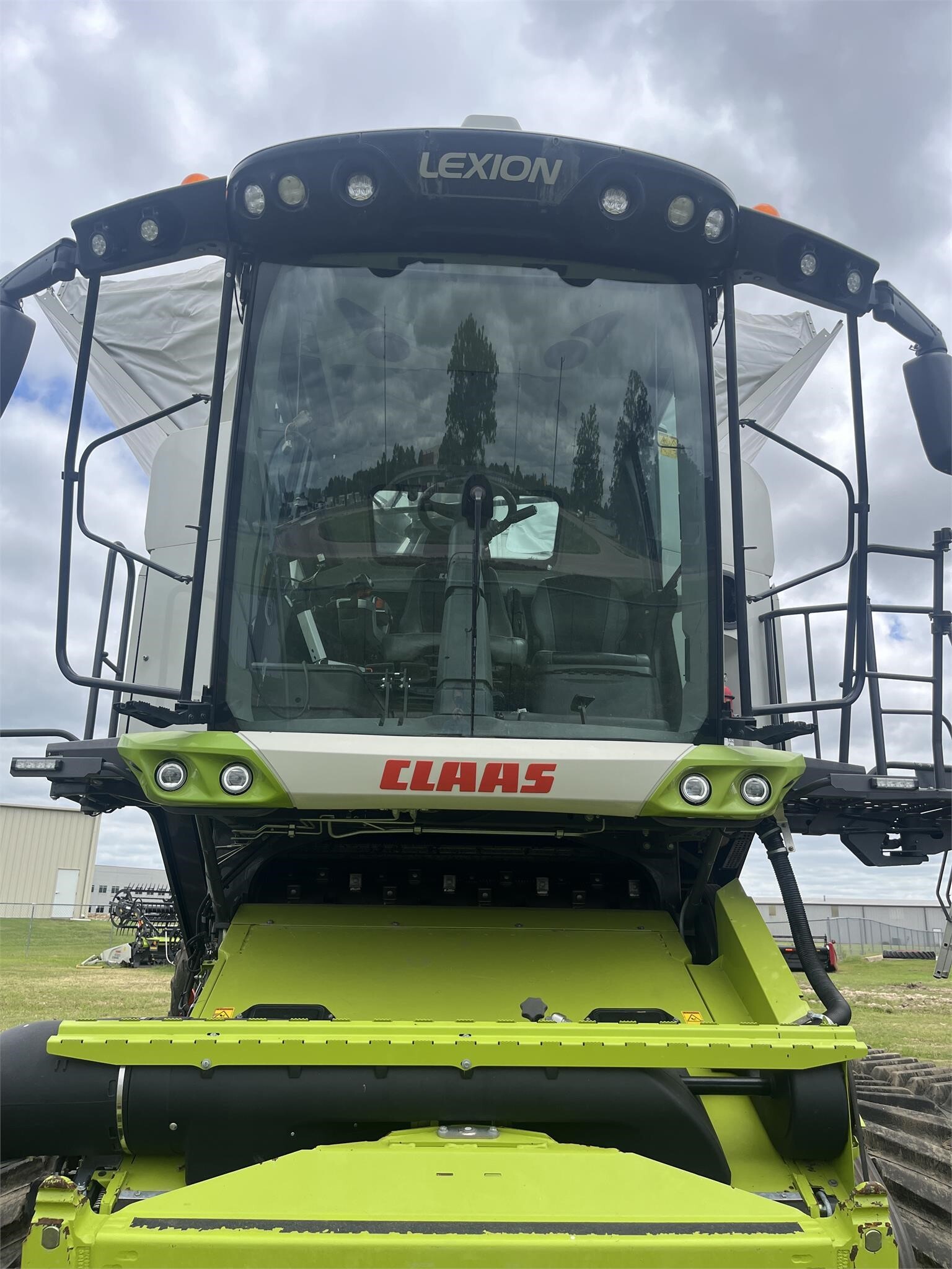 2021 Claas LEXION 8600TT Combine