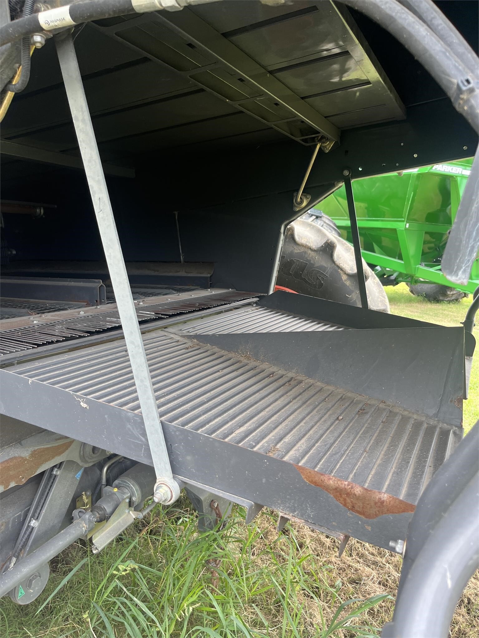 2021 Claas LEXION 8600TT Combine