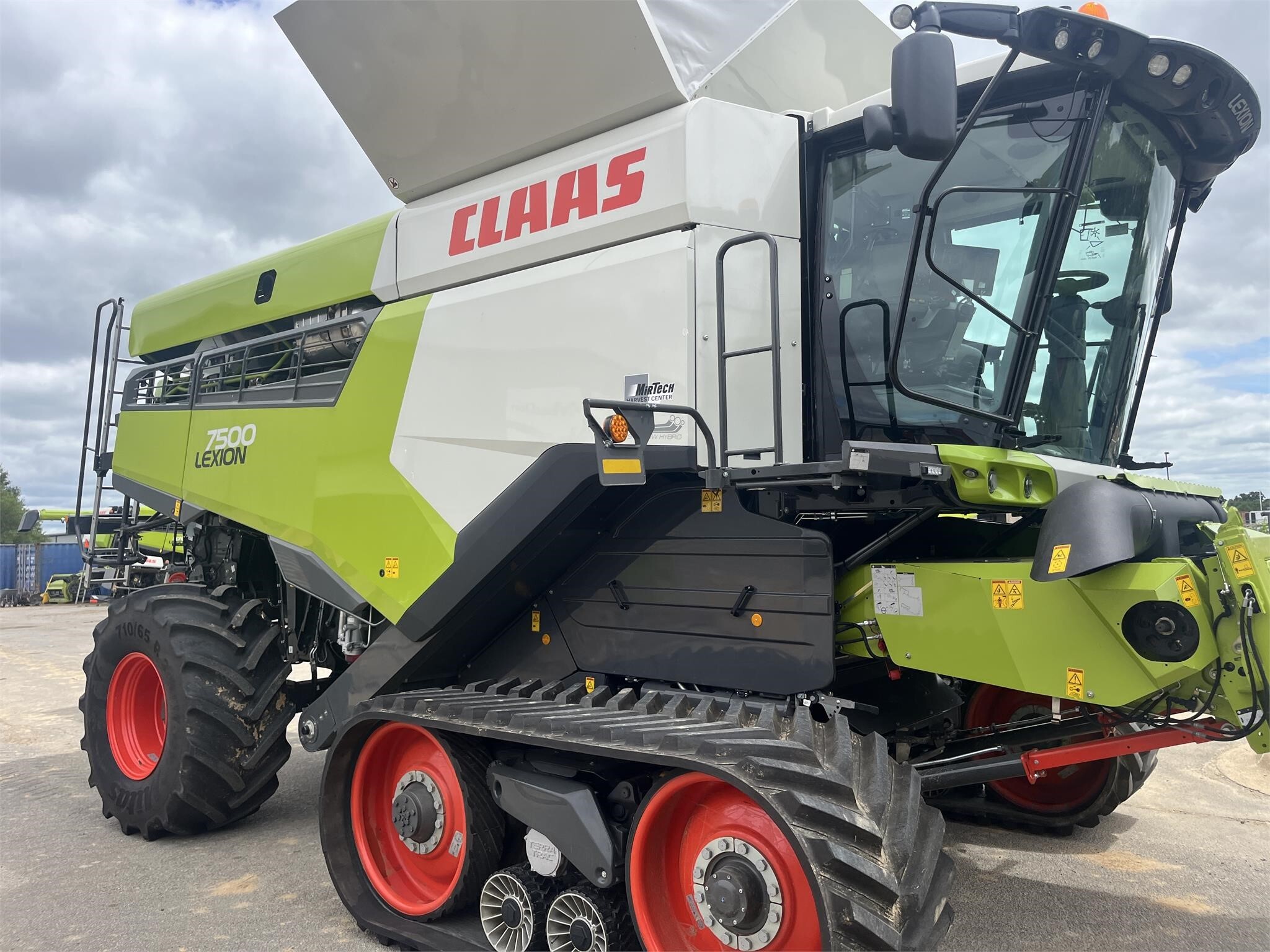 2023 Claas LEXION 7500TT Combine