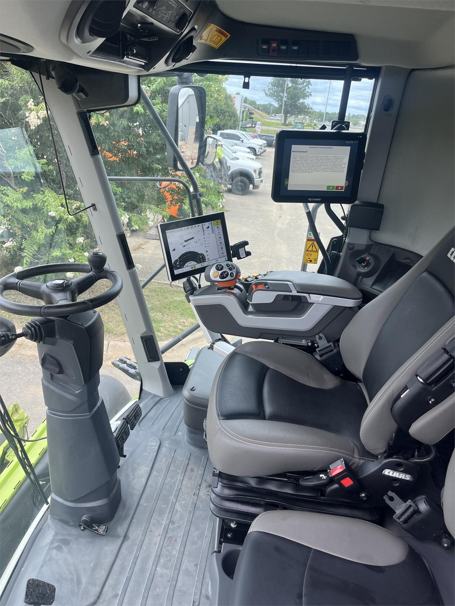 2023 Claas LEXION 7500TT Combine