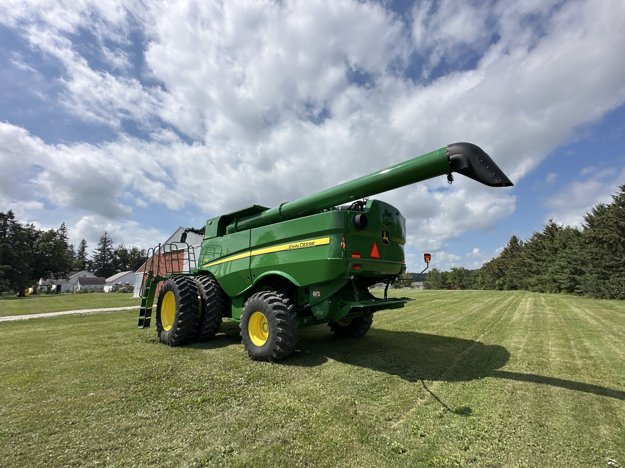 2023 John Deere S760 Combine