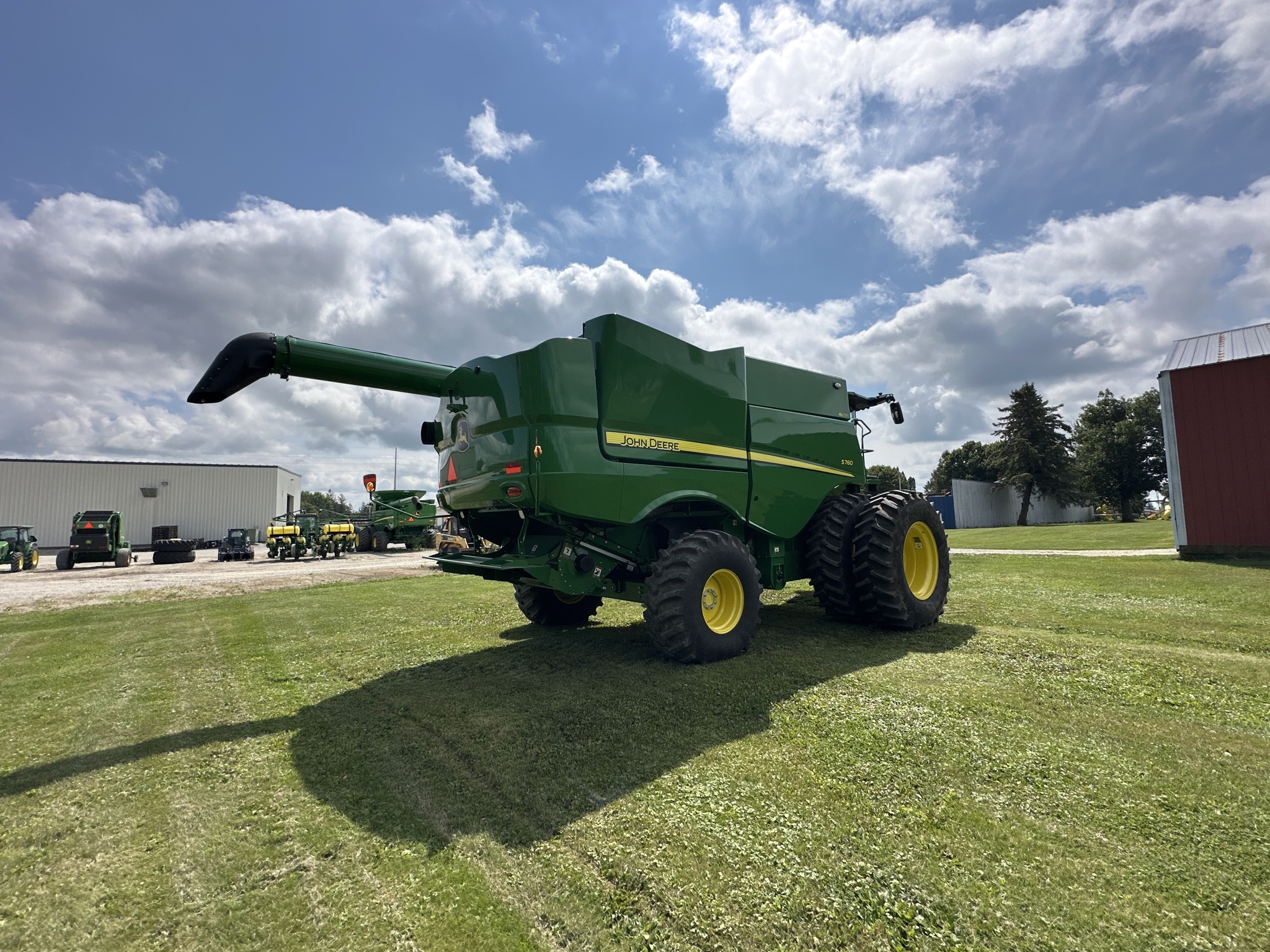 2023 John Deere S760 Combine