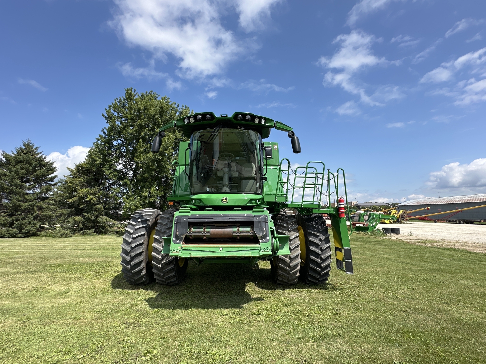 2023 John Deere S760 Combine