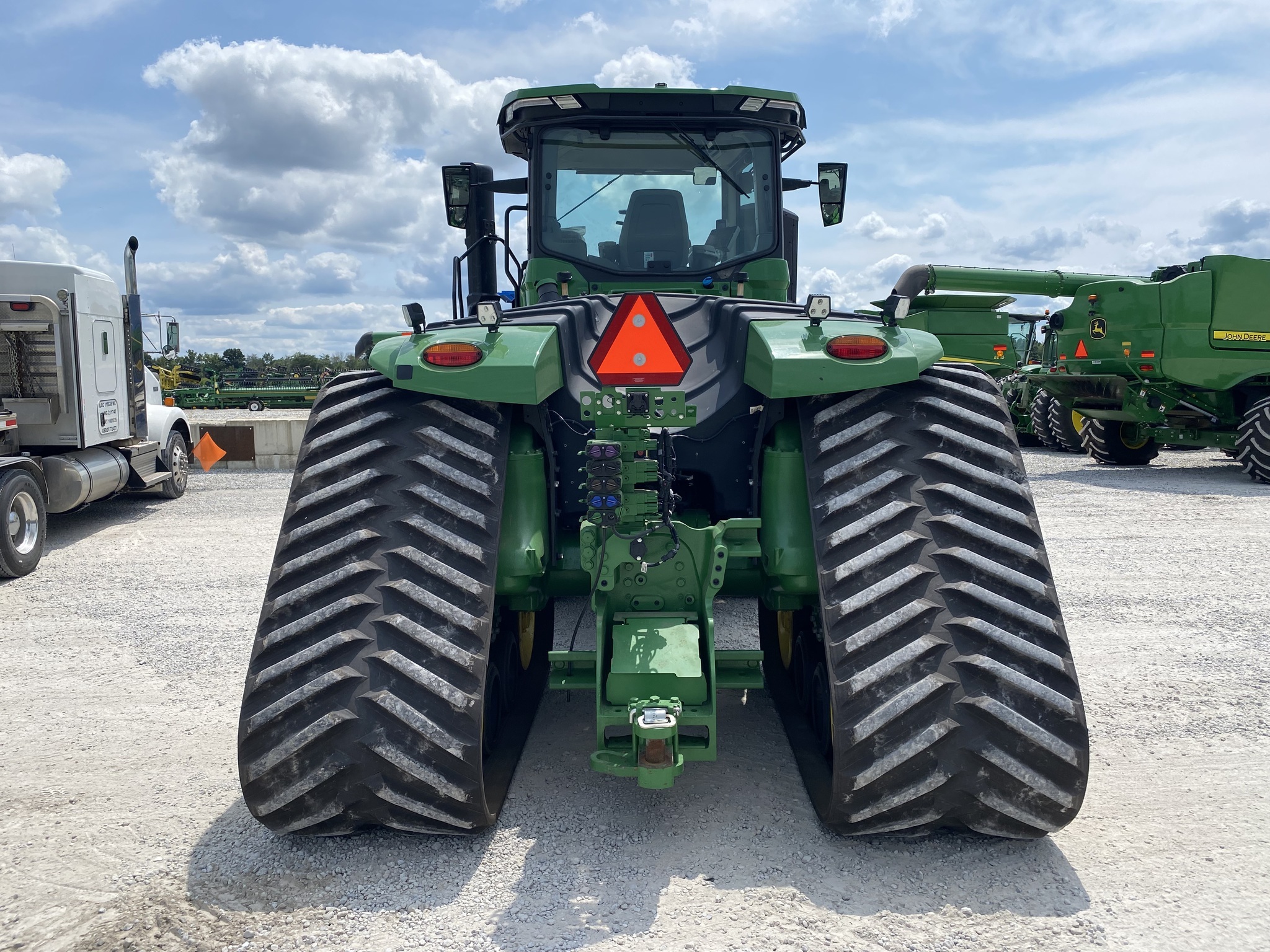 2023 John Deere 9RX 640 Tractor