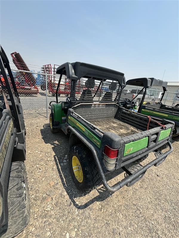 2011 John Deere Gator XUV 825I ATVs and Utility Vehicle