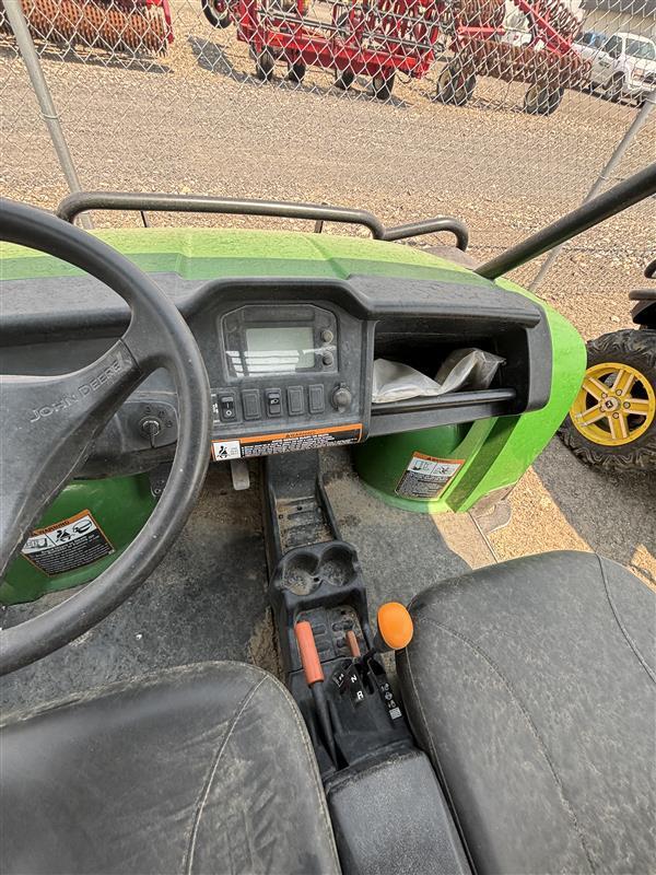 2011 John Deere Gator XUV 825I ATVs and Utility Vehicle
