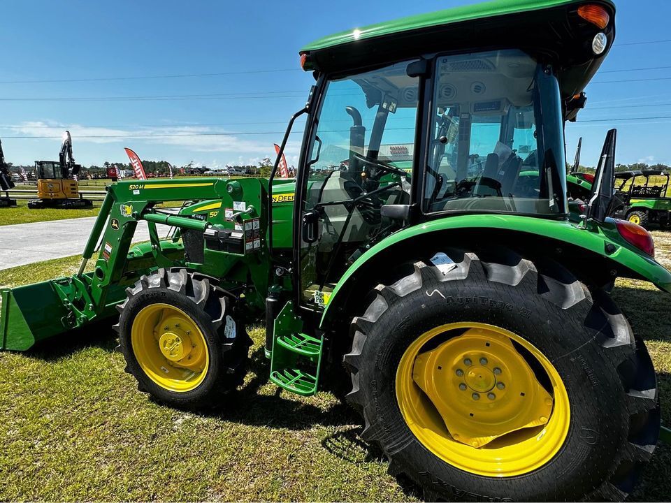 2024 John Deere 5075E Tractor