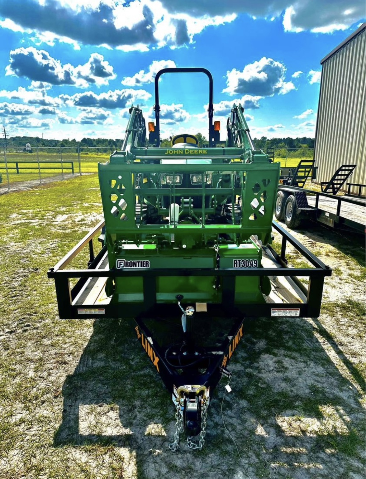 2024 John Deere 3025E Tractor