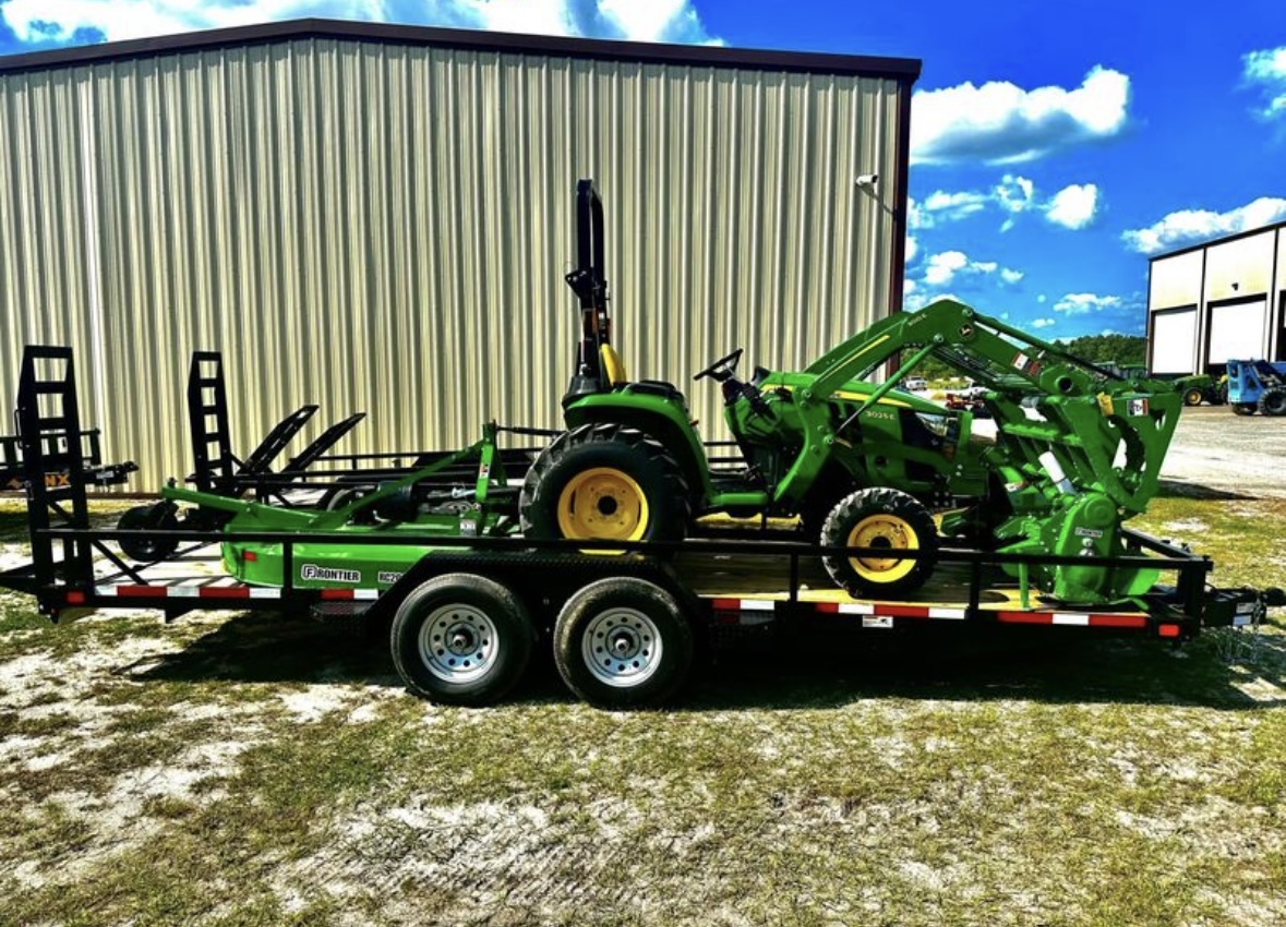 2024 John Deere 3025E Tractor