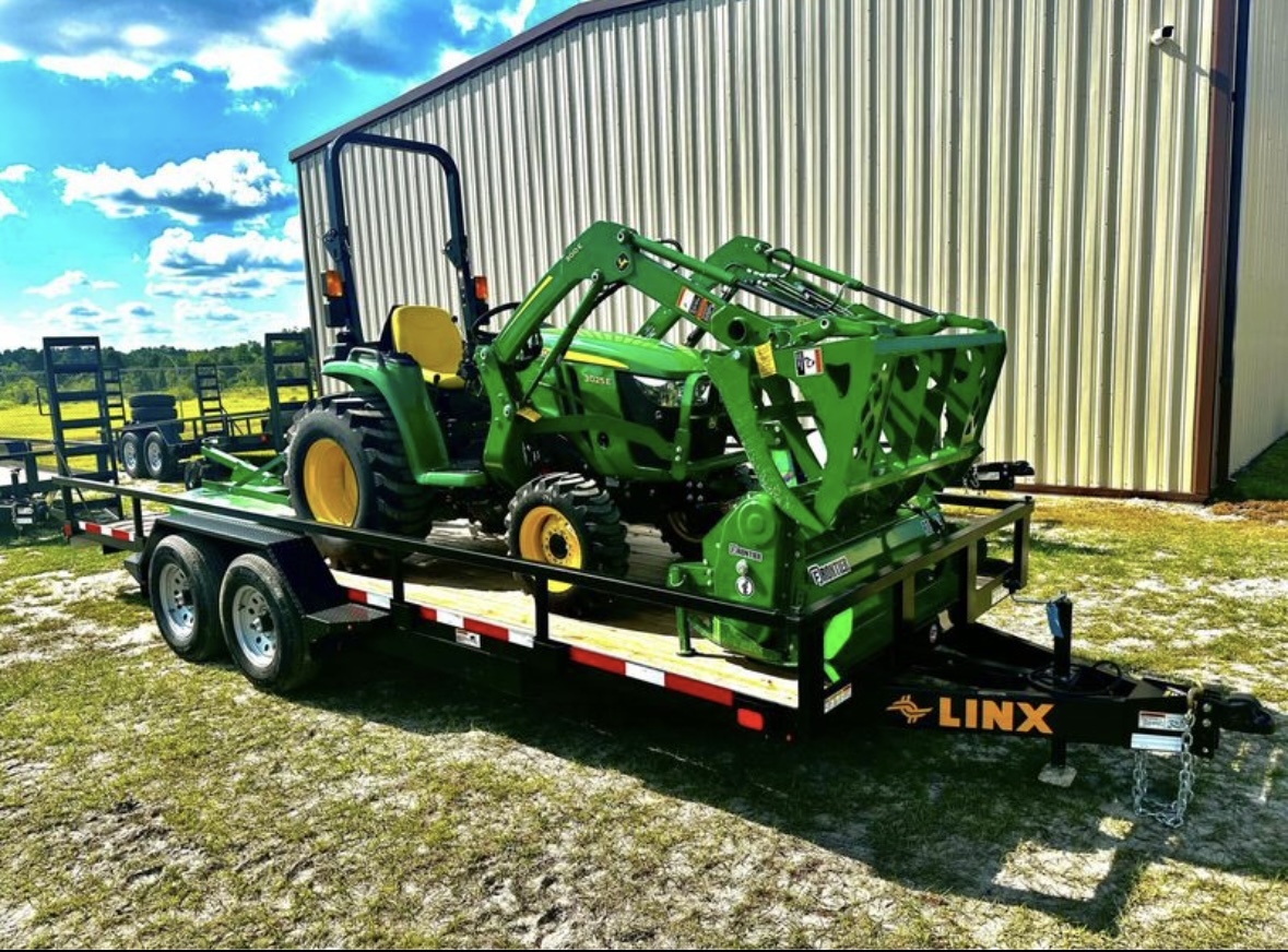 2024 John Deere 3025E Tractor