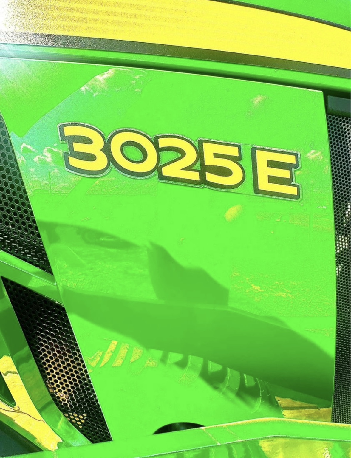 2024 John Deere 3025E Tractor