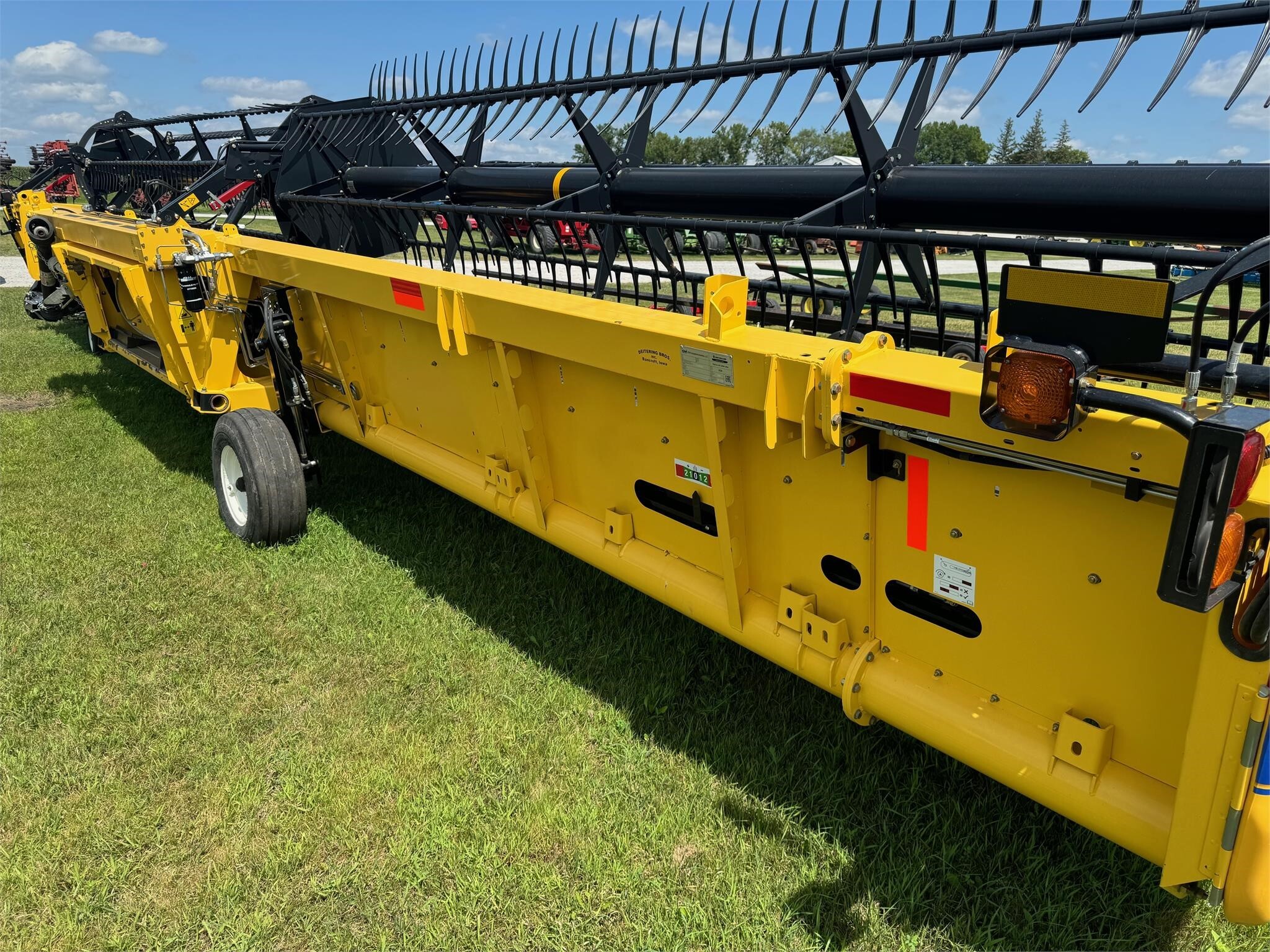 2020 New Holland 880CF-40 Platform