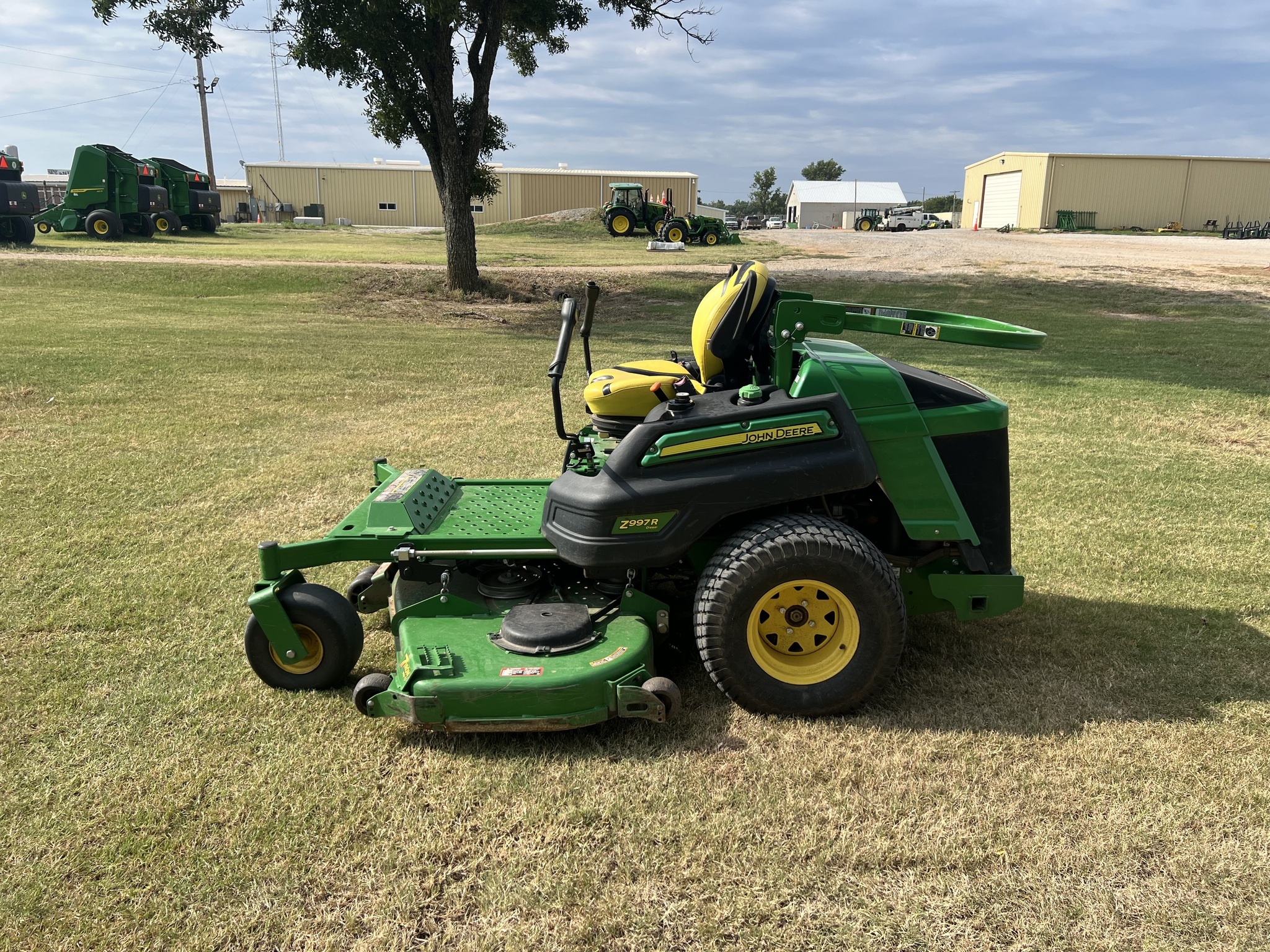2020 John Deere Z997R Lawn Mower