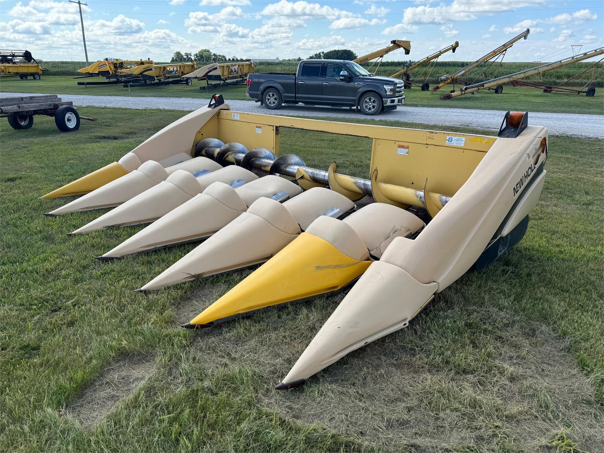 1997 New Holland 996N6 Corn Head