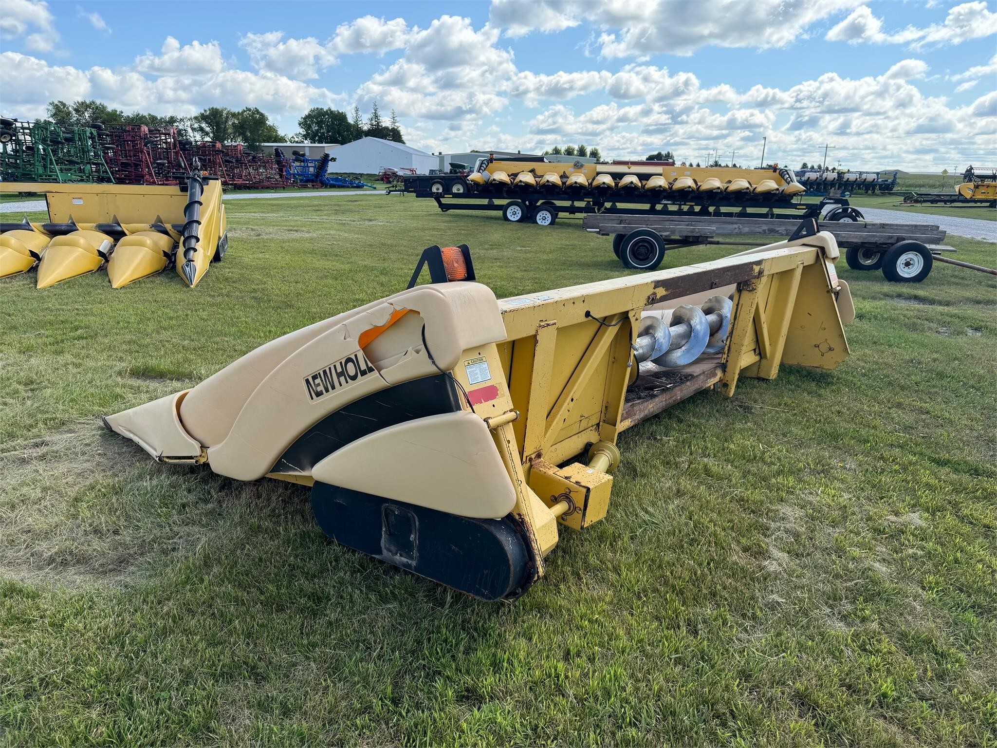 1997 New Holland 996N6 Corn Head