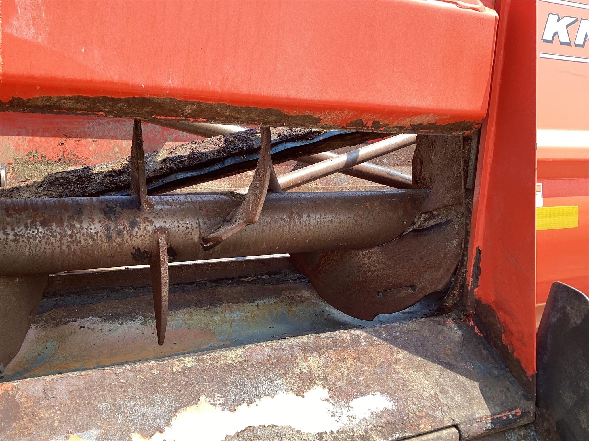 2014 Kuhn Knight RA136 Grinders and Mixer