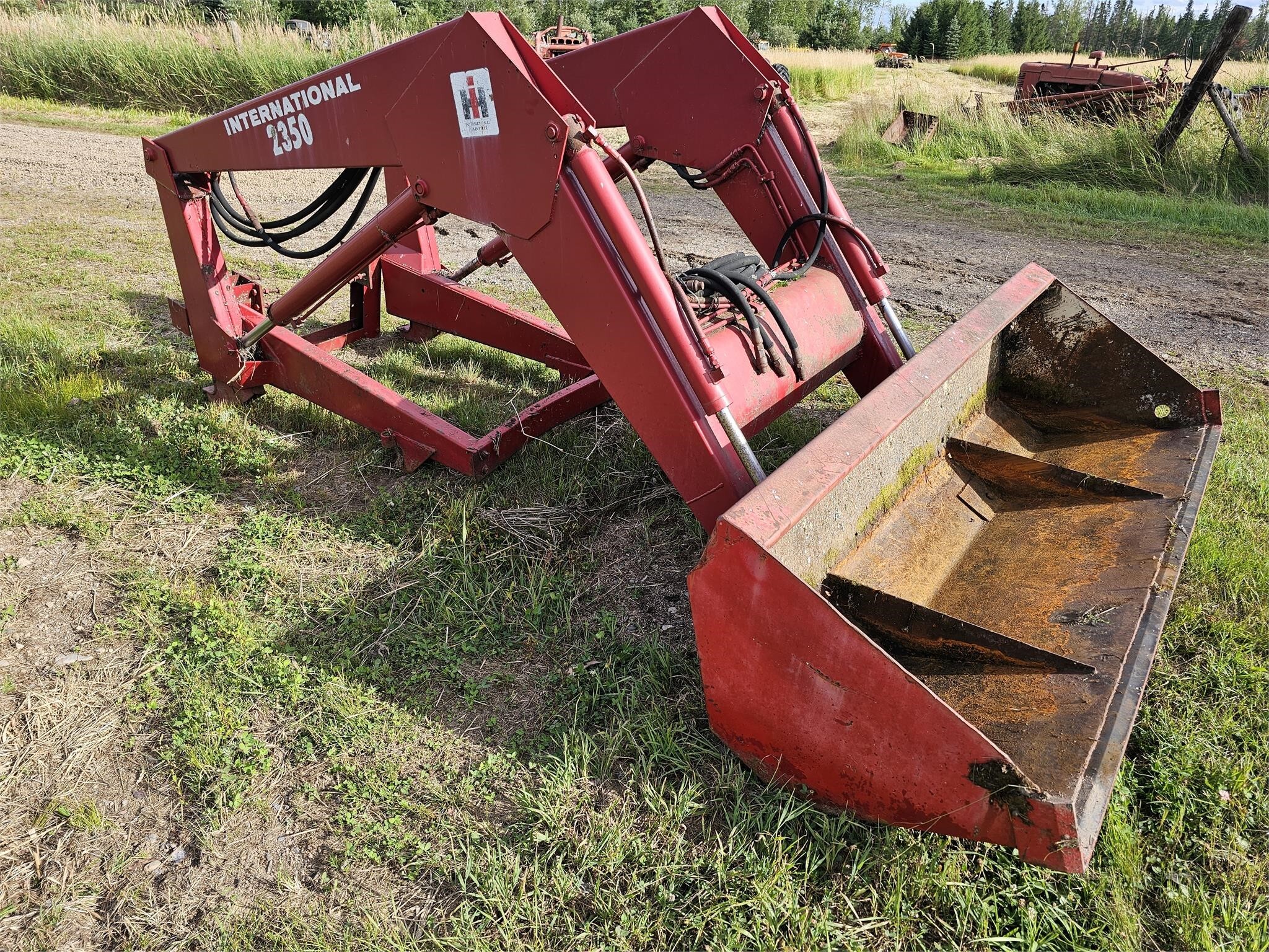 International 2350 Front End Loader - $3,950 | Machinery Pete